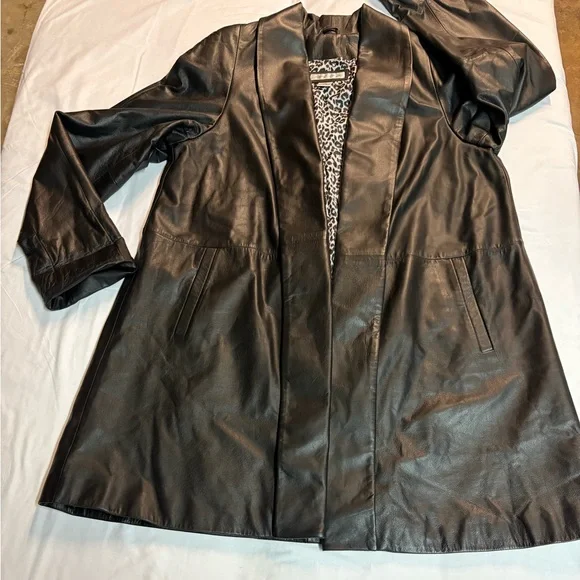 Preston & York Classic Black Leather Jacket - Picture 5 of 11